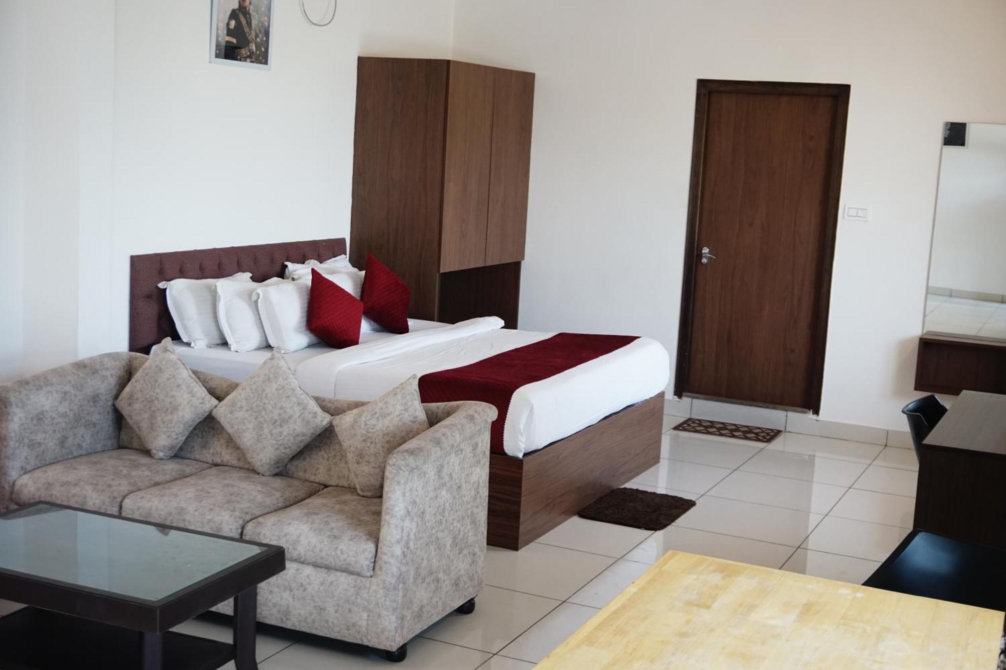 Vistar Resort & Hotels Kammasandra Ngoại thất bức ảnh
