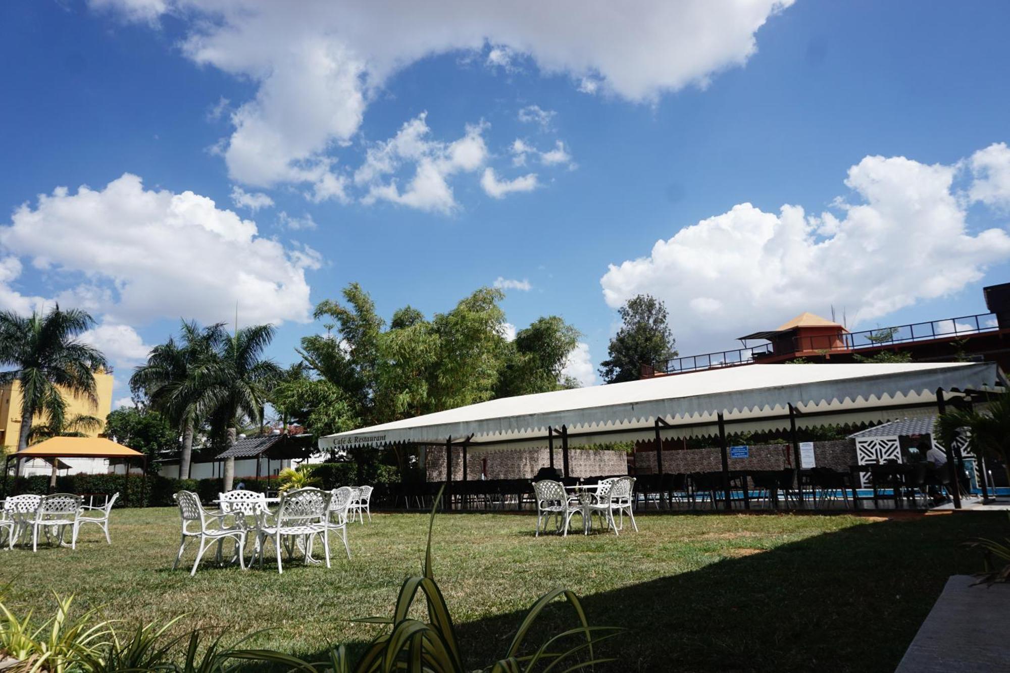 Vistar Resort & Hotels Kammasandra Ngoại thất bức ảnh