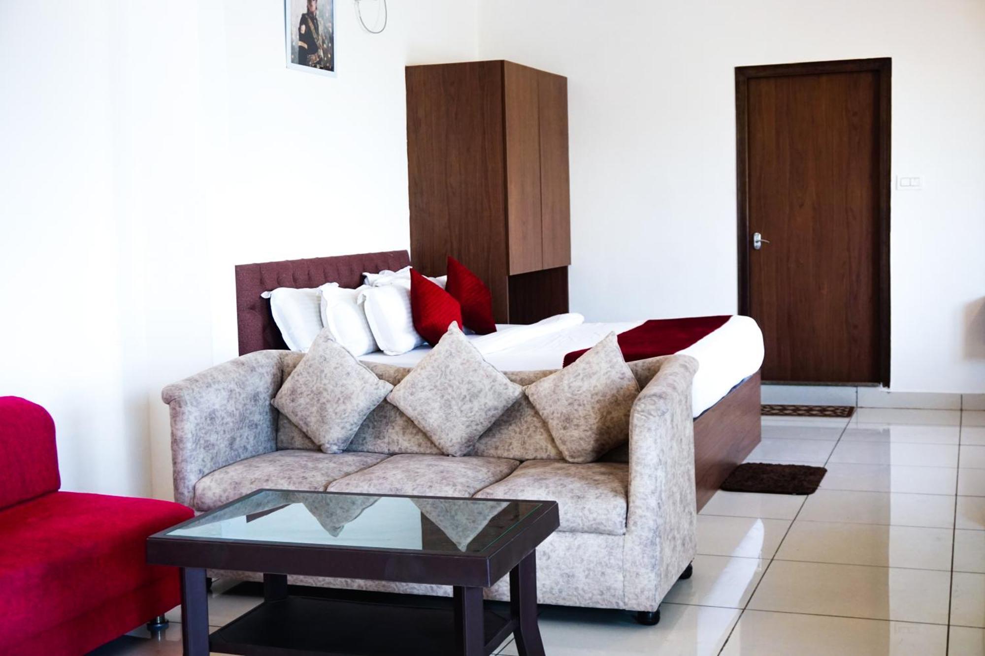 Vistar Resort & Hotels Kammasandra Ngoại thất bức ảnh
