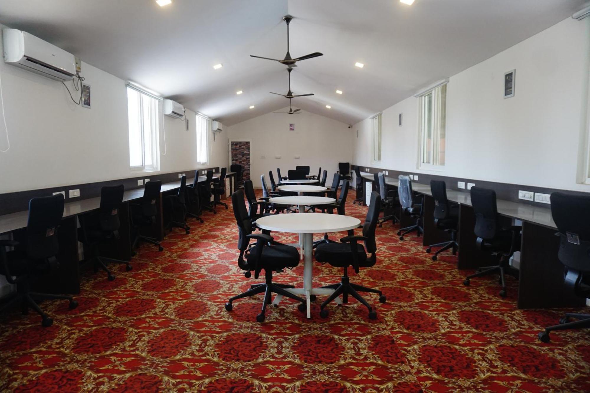 Vistar Resort & Hotels Kammasandra Ngoại thất bức ảnh