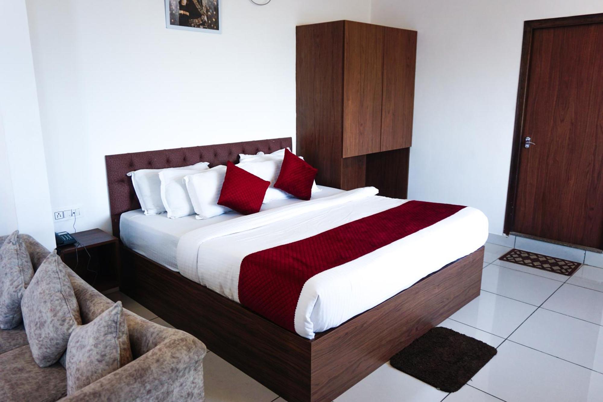 Vistar Resort & Hotels Kammasandra Ngoại thất bức ảnh